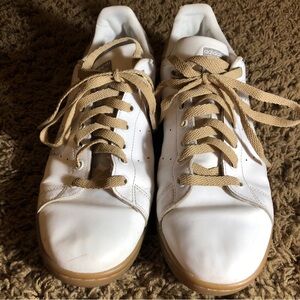 White Leather Sneakers with Gray Laces